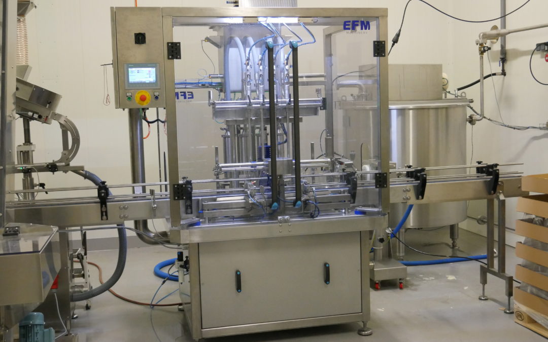 Automatic filling line for cold sauces