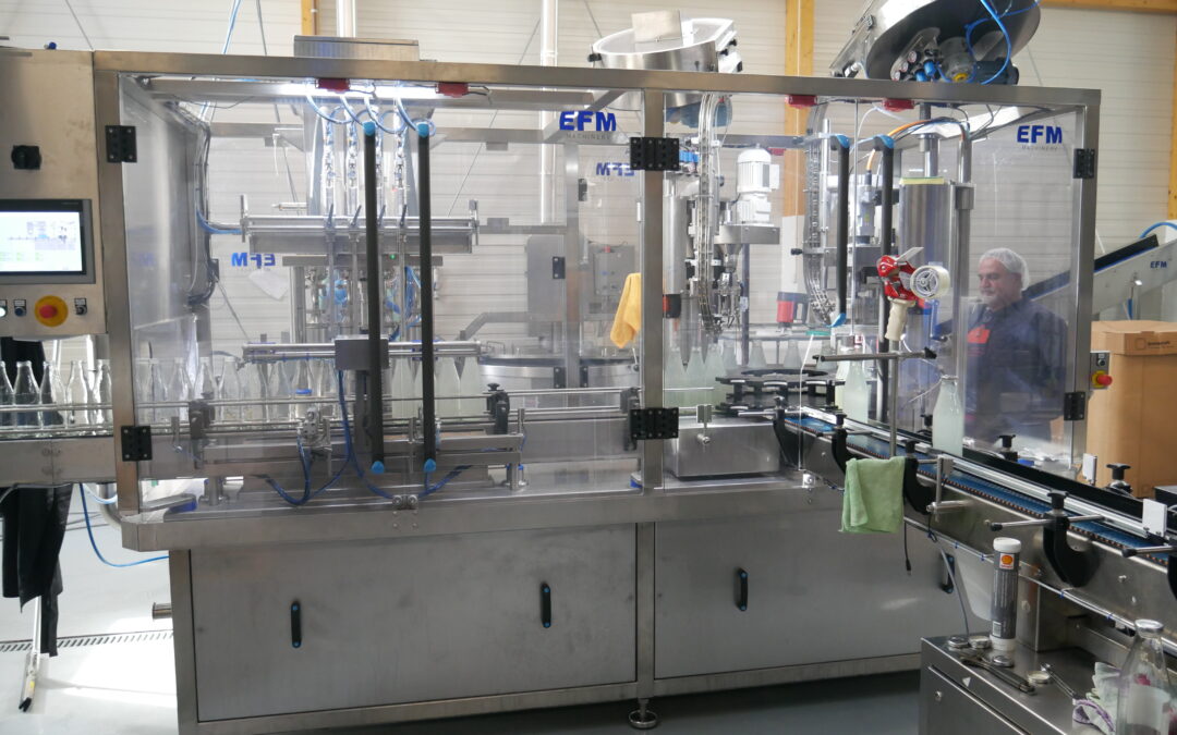 Extra 1-head capping machine integrated into existing tube line